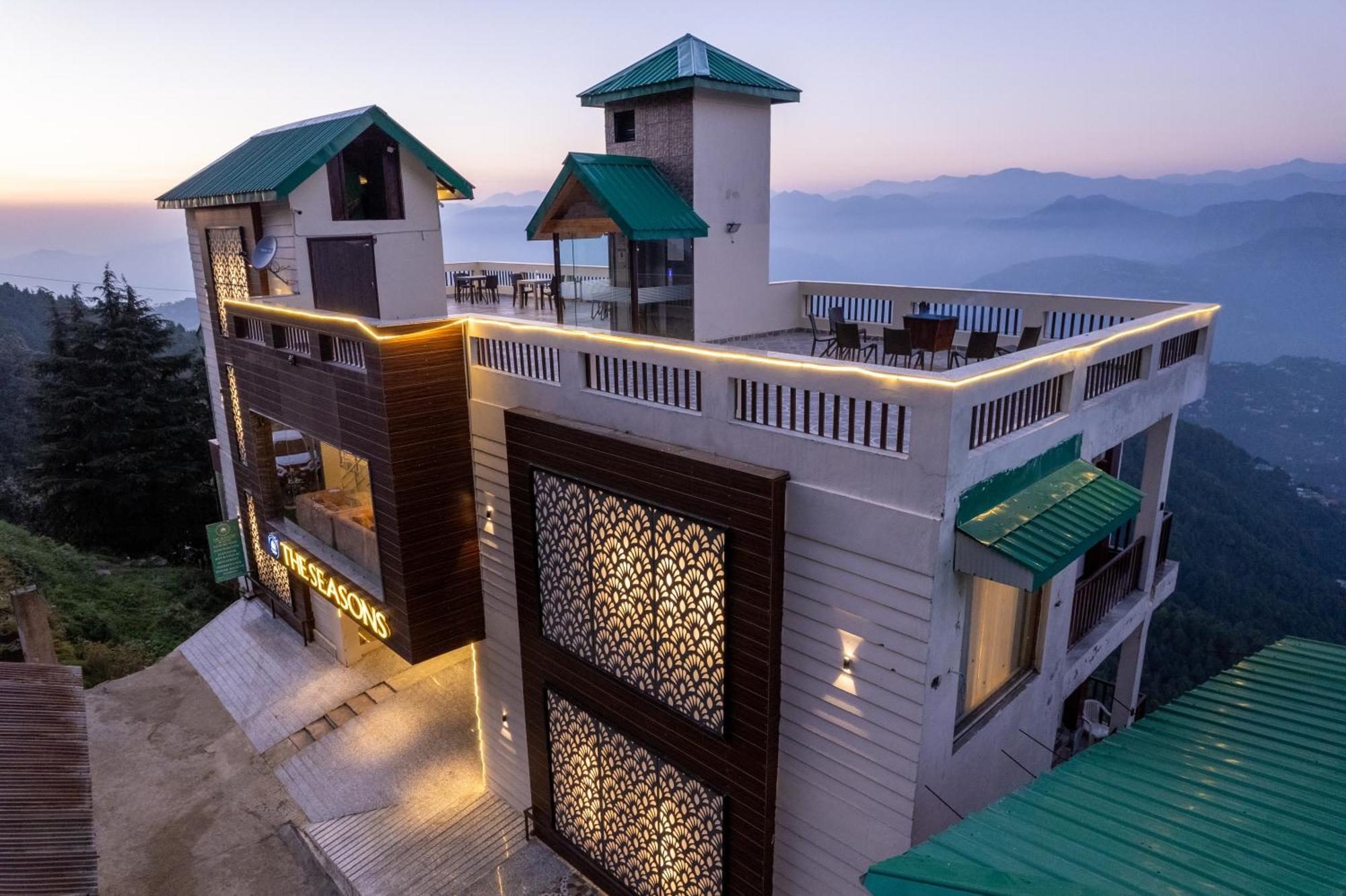 The Seasons Dalhousie - Best Valley View & Mountain View Hotel In Dalhousie Bagian luar foto