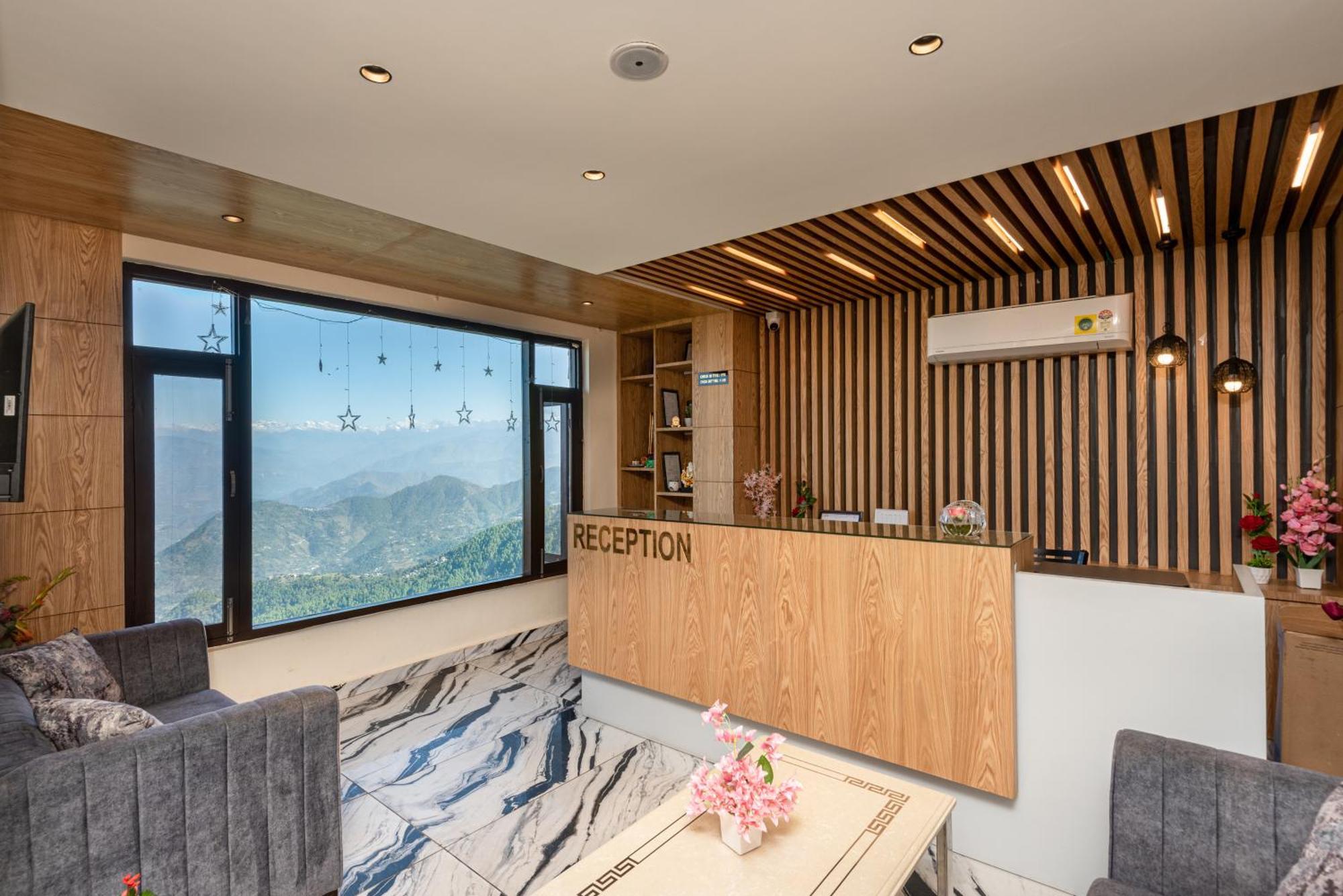 The Seasons Dalhousie - Best Valley View & Mountain View Hotel In Dalhousie Bagian luar foto