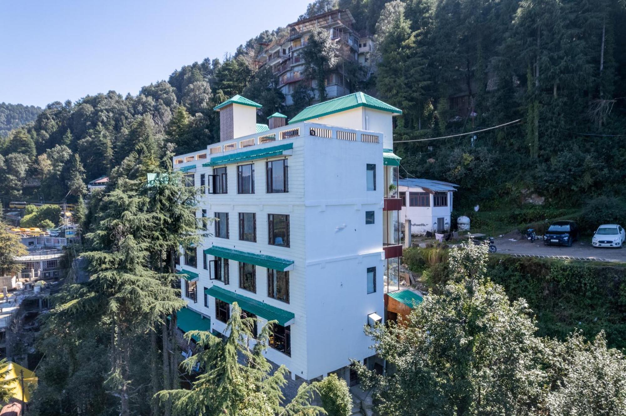 The Seasons Dalhousie - Best Valley View & Mountain View Hotel In Dalhousie Bagian luar foto